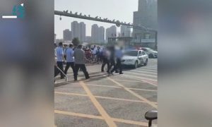 中国发生校园持刀袭击事件，三人受伤，嫌犯当场被警方抓获