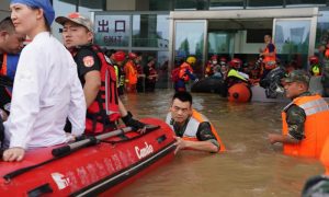 从河南洪水造成死亡人数上升至99，直接经济损失为140亿美元