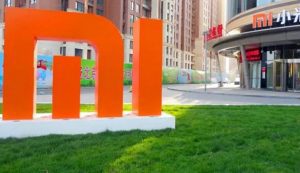 Xiaomi patents weird-looking smartphone with 'twisting display'