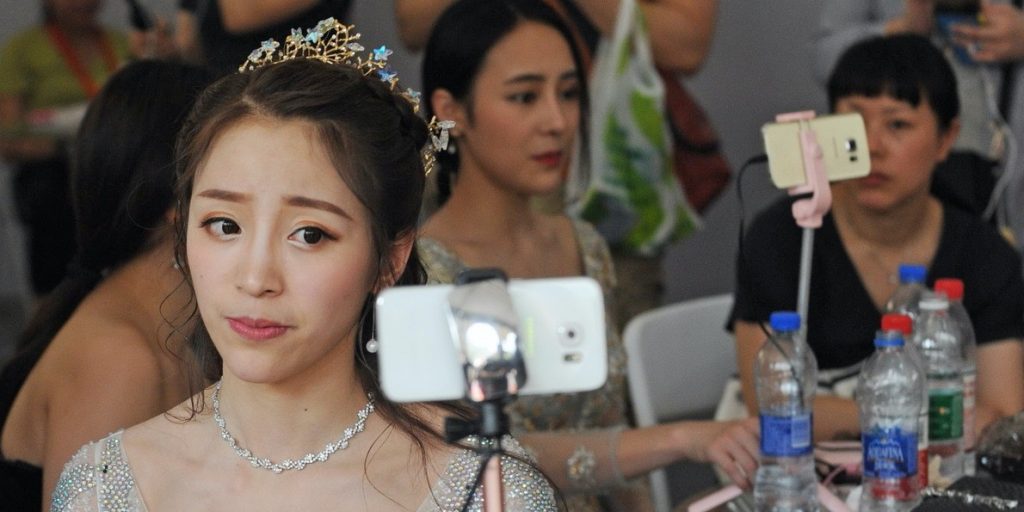 直播打赏需冷静，新提案正加速拟定中