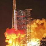 1分钟短篇英语新闻：中国成功发射两颗引力波探测卫星