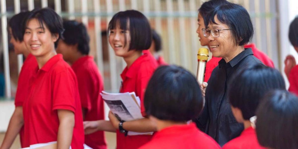 张桂梅：大山深处的“燃灯校长”