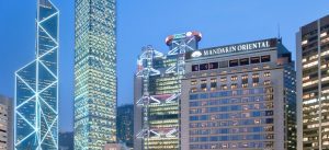每日英语新闻：豪华酒店集团文华东方掌门人要求高管在香港以外的地区办公