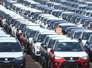 英国汽车产量下降五分之一，因零部件短缺而陷入困境