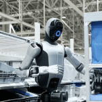 深圳优必选公司的人形机器人 Walker S2