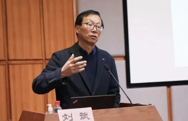 知名考古学家刘斌